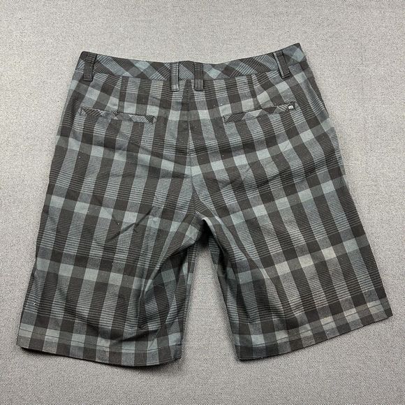 Travis Mathew Golf Shorts Mens Size 34 Black Gray Color Flat Front Casual‎ Strip - Picture 6 of 12